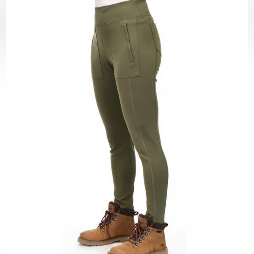 Olive Green ridge cut women’s straight legging style pants size medium work